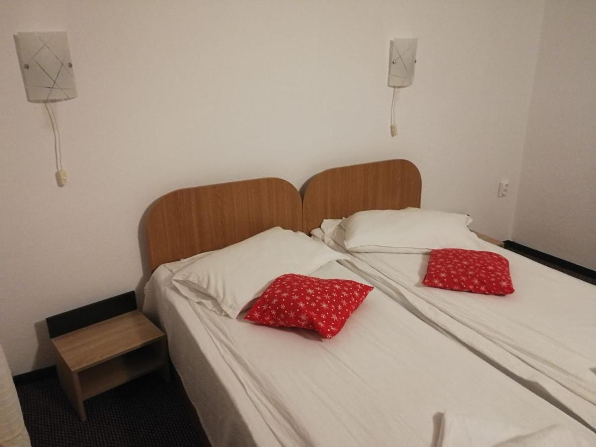 Pensiunea Mir Bran  Bagian luar foto