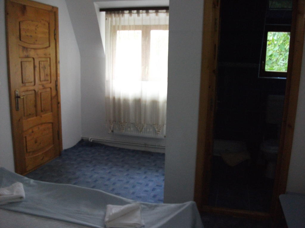 Pensiunea Mir Bran  Ruang foto